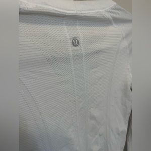Lululemon Swiftly Tech Long Sleeve